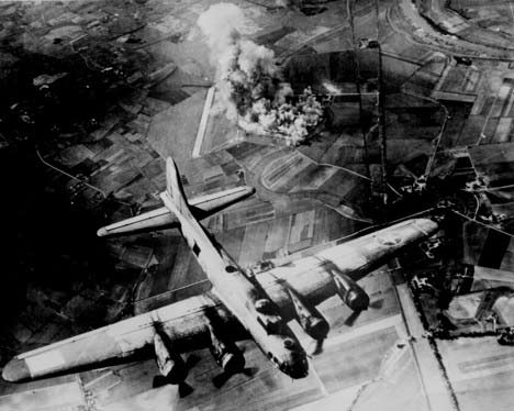 German World War II Strategic Bombing:  The Failure to Develop a Long Range Combat Aircraft